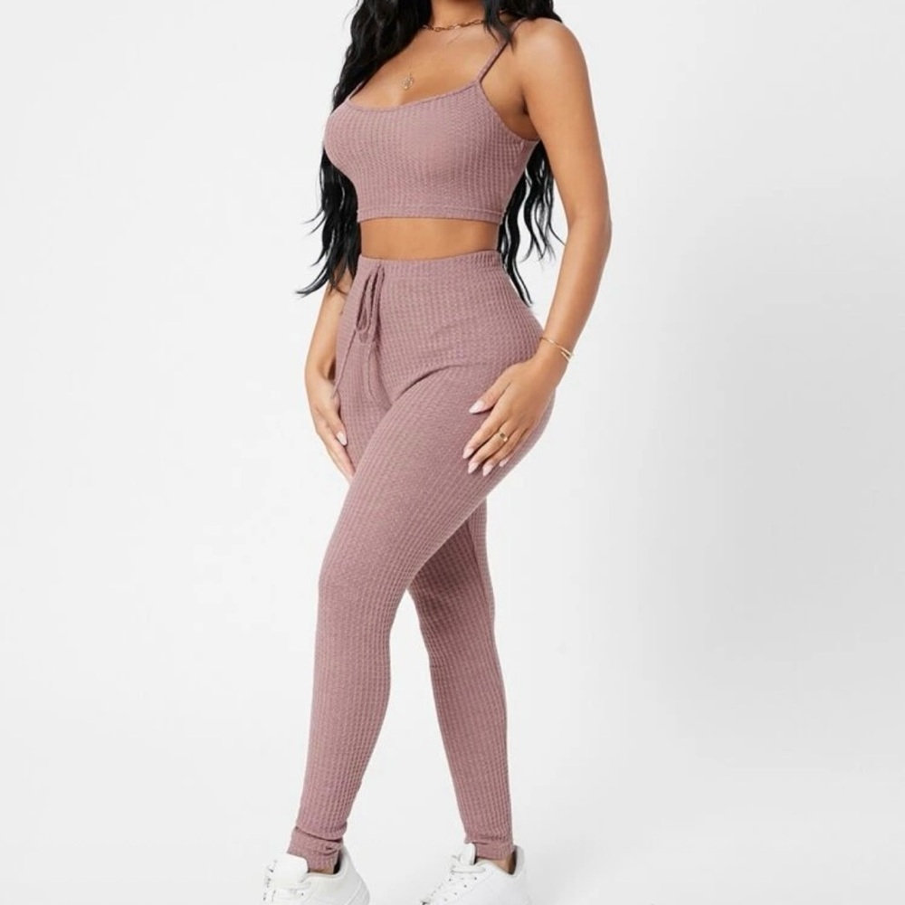 Women's Pink Ribbed Knit Set